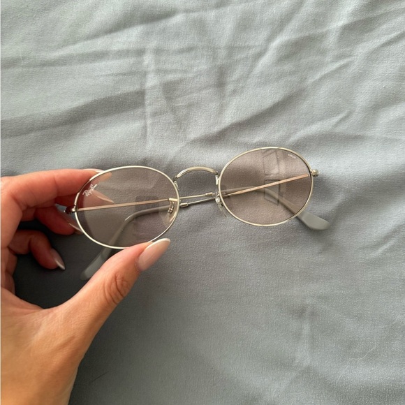 Ray-Ban Gold Oval Women's Glasses - Picture 3 of 3